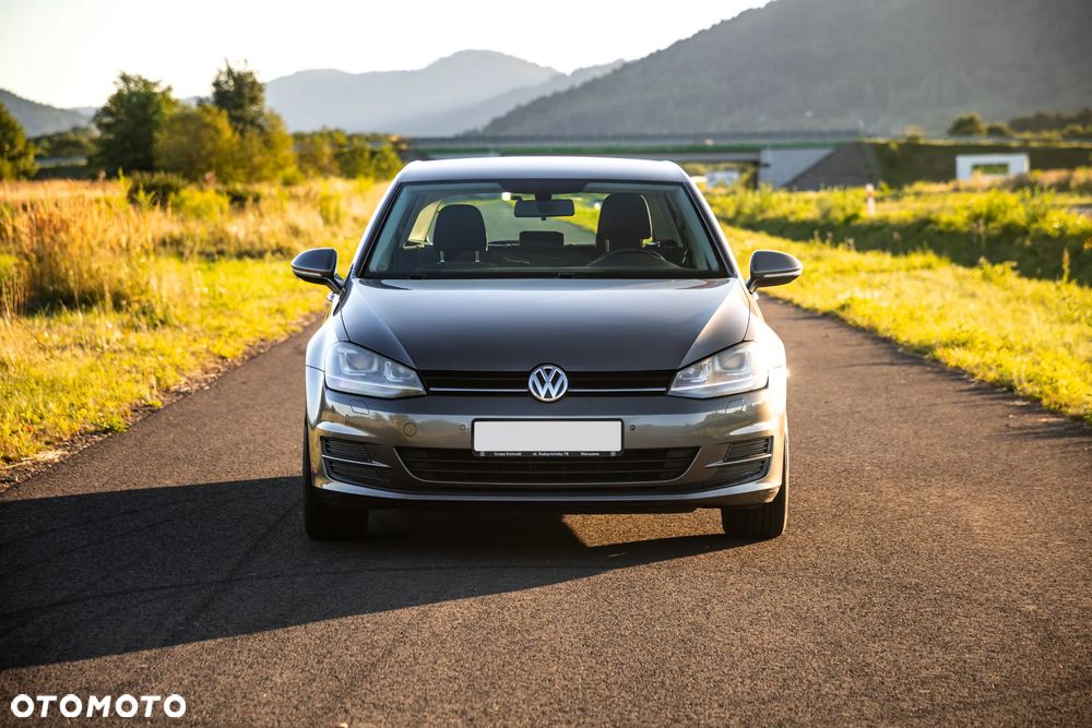 Volkswagen Golf 1.2 TSI BlueMot Comfortline - 3