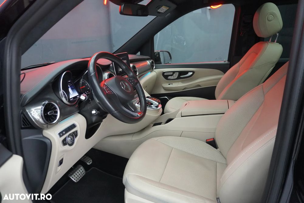 Mercedes-Benz V 300 d Lang 4Matic 9G-TRONIC Exclusive - 12
