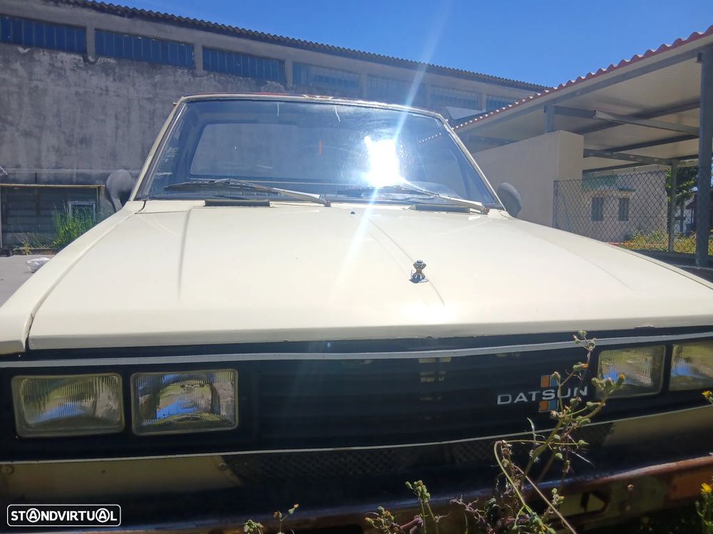 Nissan Pick Up - 4