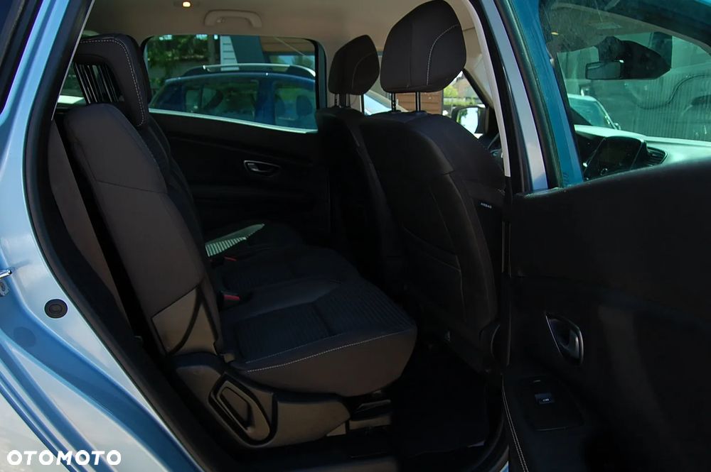 Renault Grand Scenic - 25