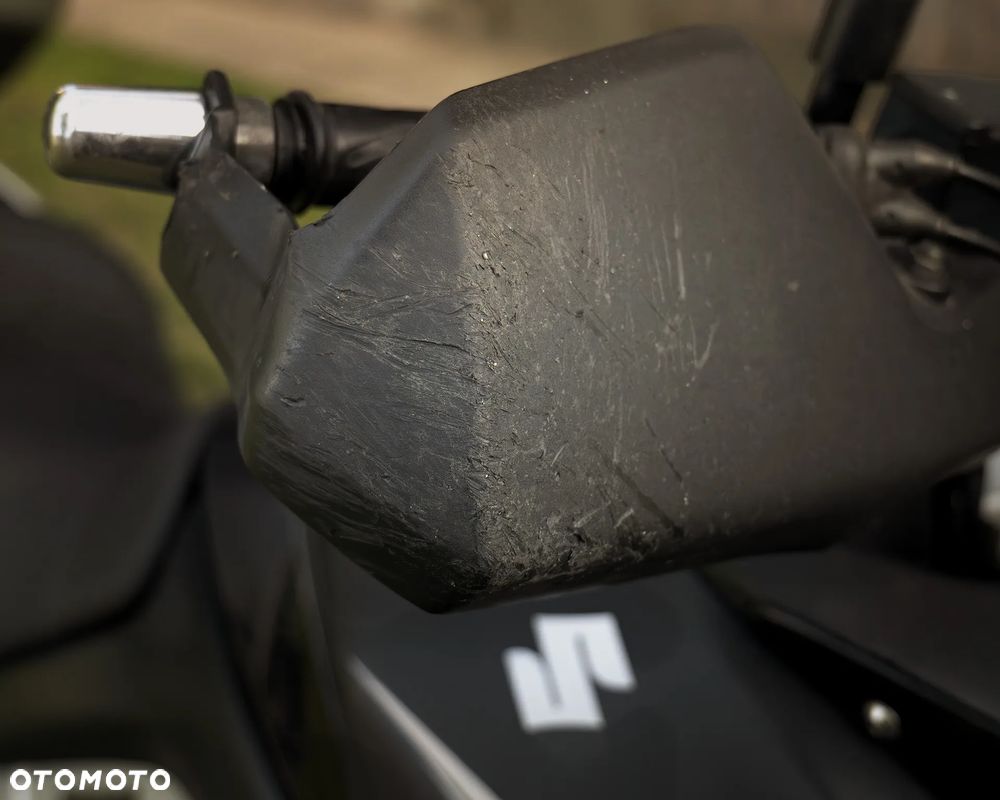 Suzuki V-STROM - 5