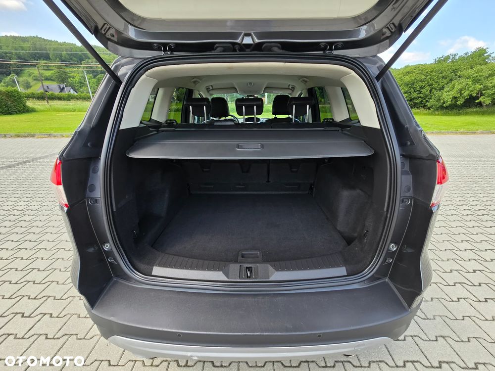 Ford Kuga 2.0 TDCi 4x4 Titanium - 17