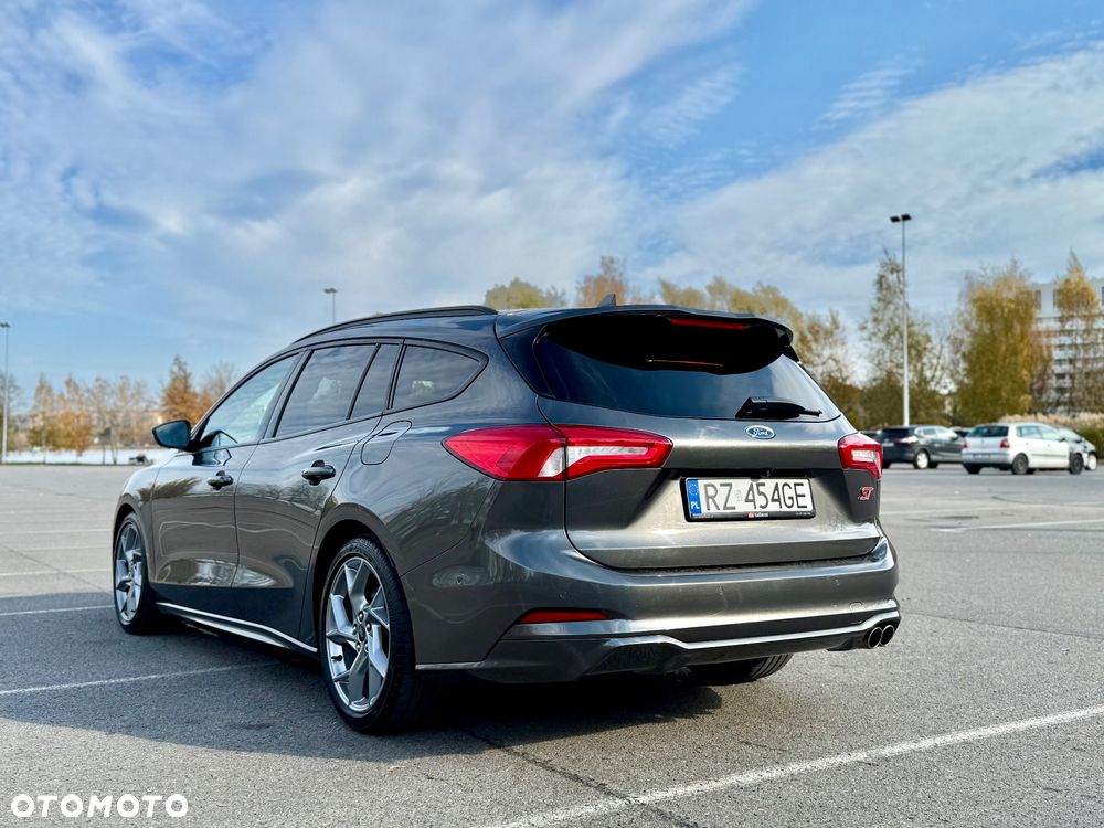 Ford Focus SW 2.0 EcoBlue ST - 5