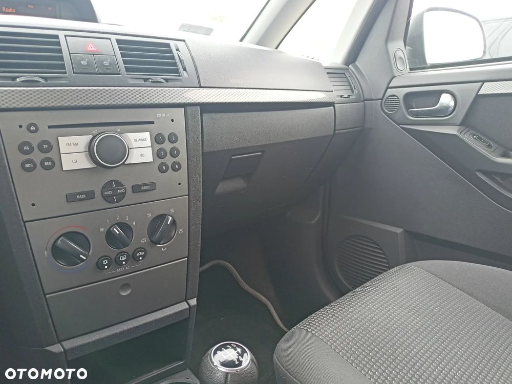 Opel Meriva - 12