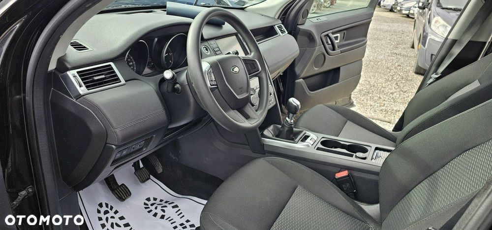 Land Rover Discovery Sport - 36