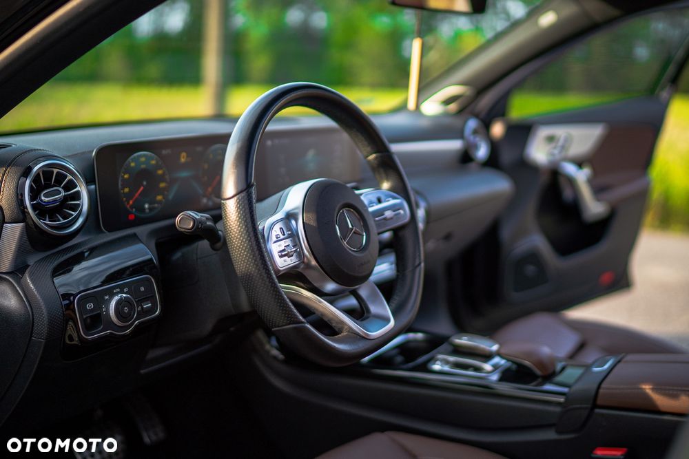 Mercedes-Benz Klasa A 220 7G-DCT AMG Line - 13