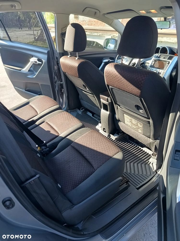 Toyota Verso - 7