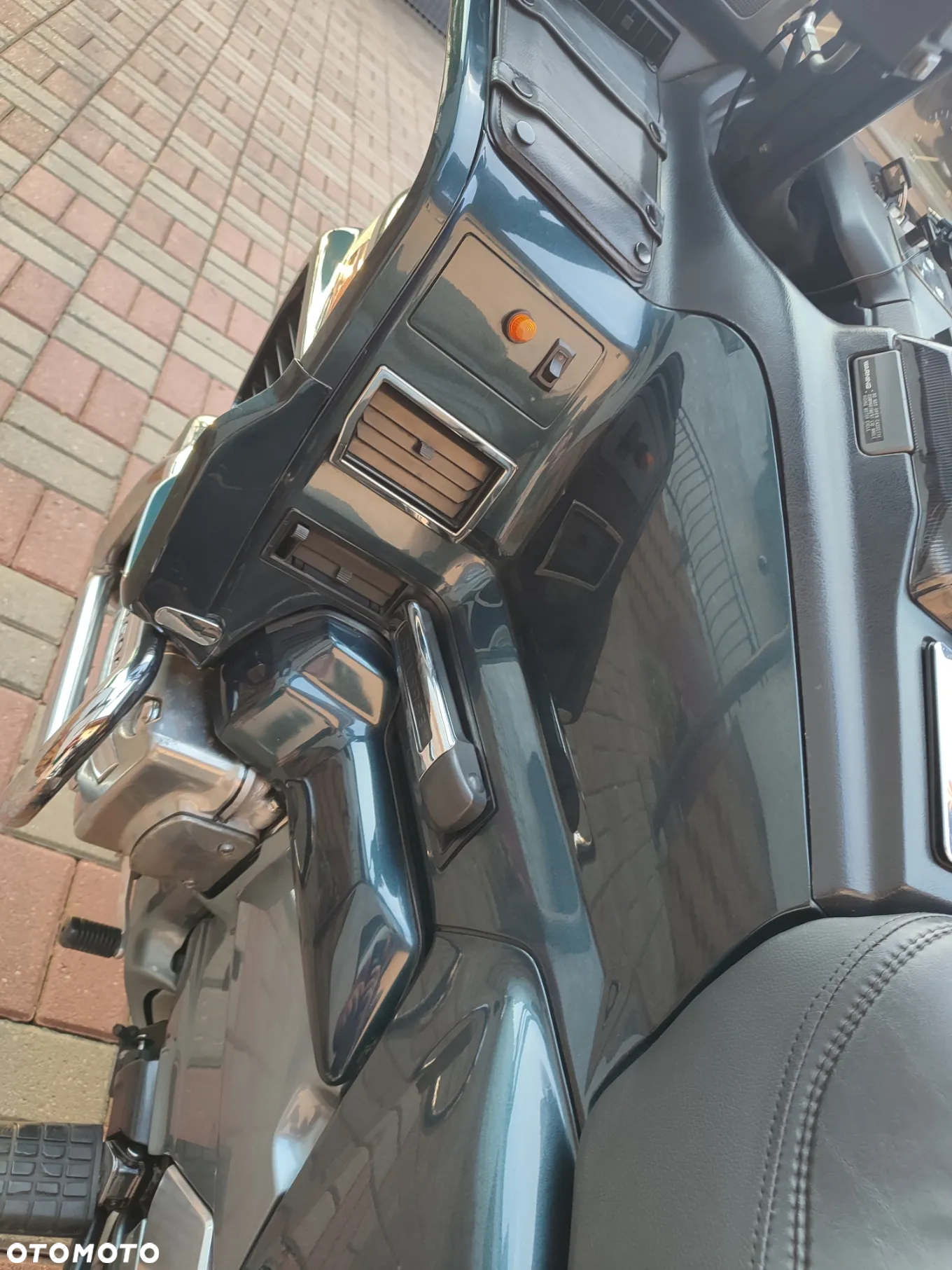 Honda GL - 5