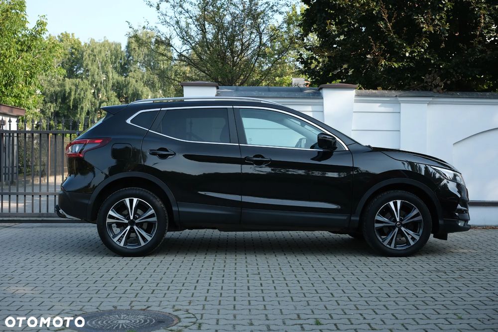 Nissan Qashqai 1.3 DIG-T N-Connecta DCT - 3