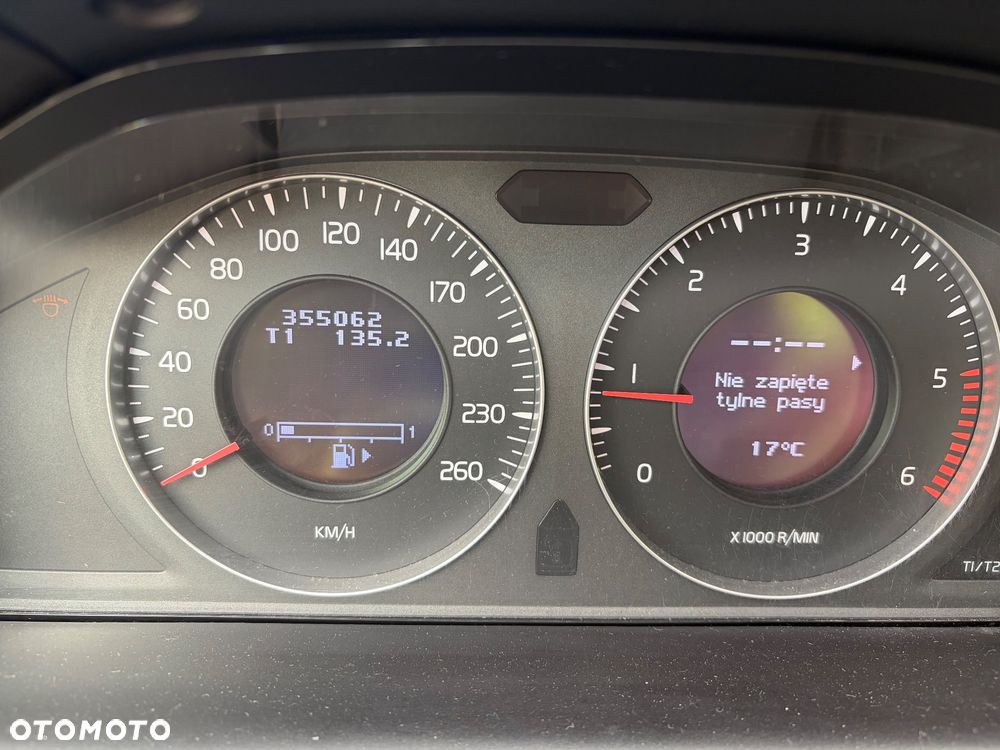 Volvo XC 60 DRIVe R-Design - 16