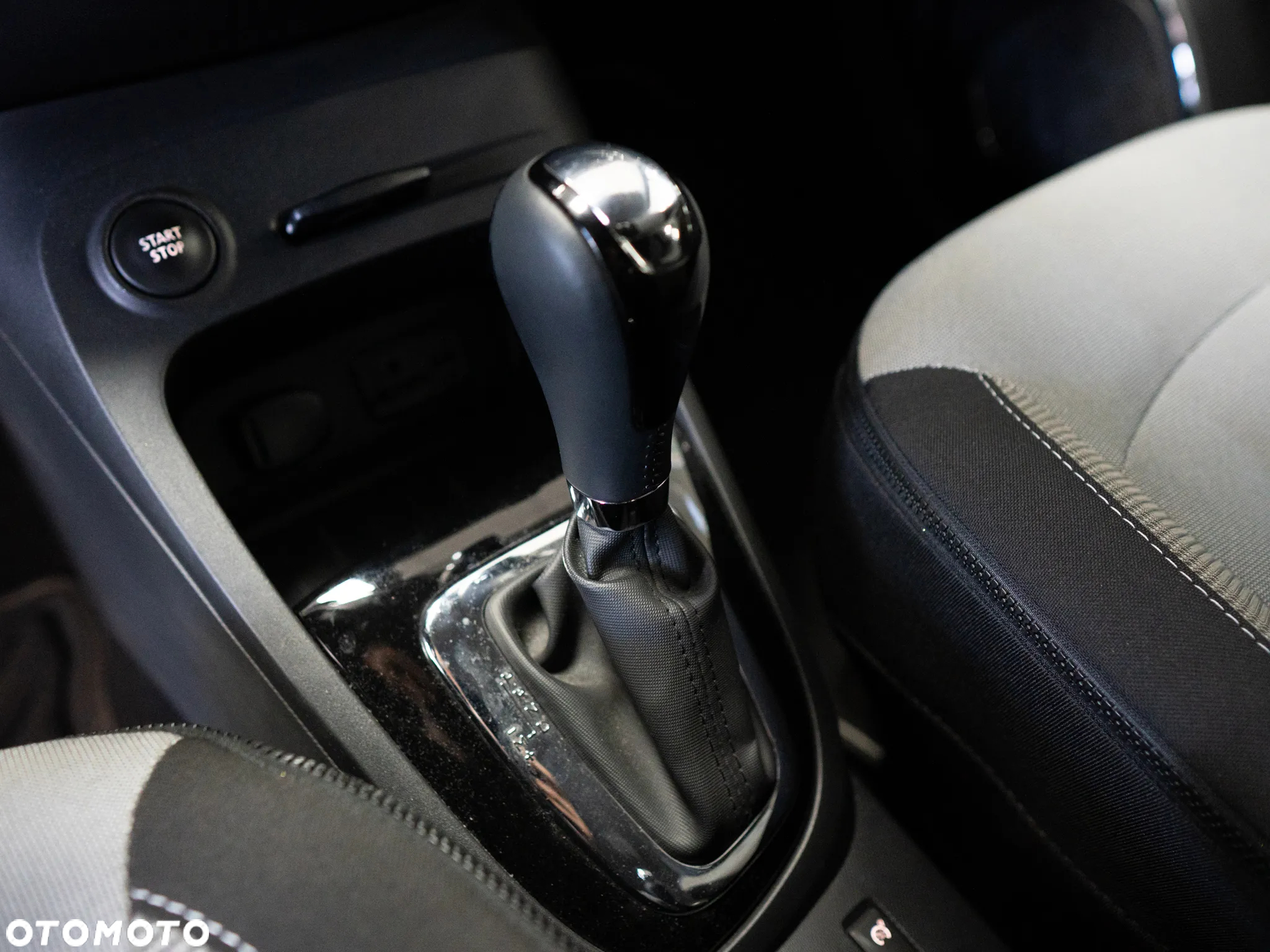 Renault Captur - 25
