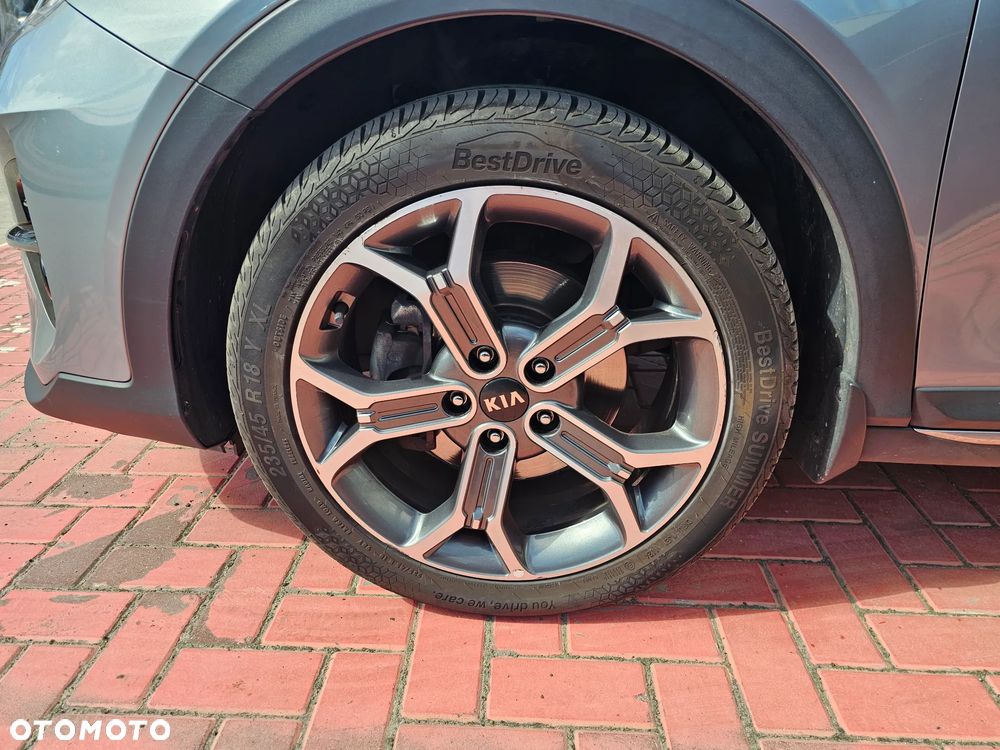 Kia XCeed 1.4 T-GDI L - 13