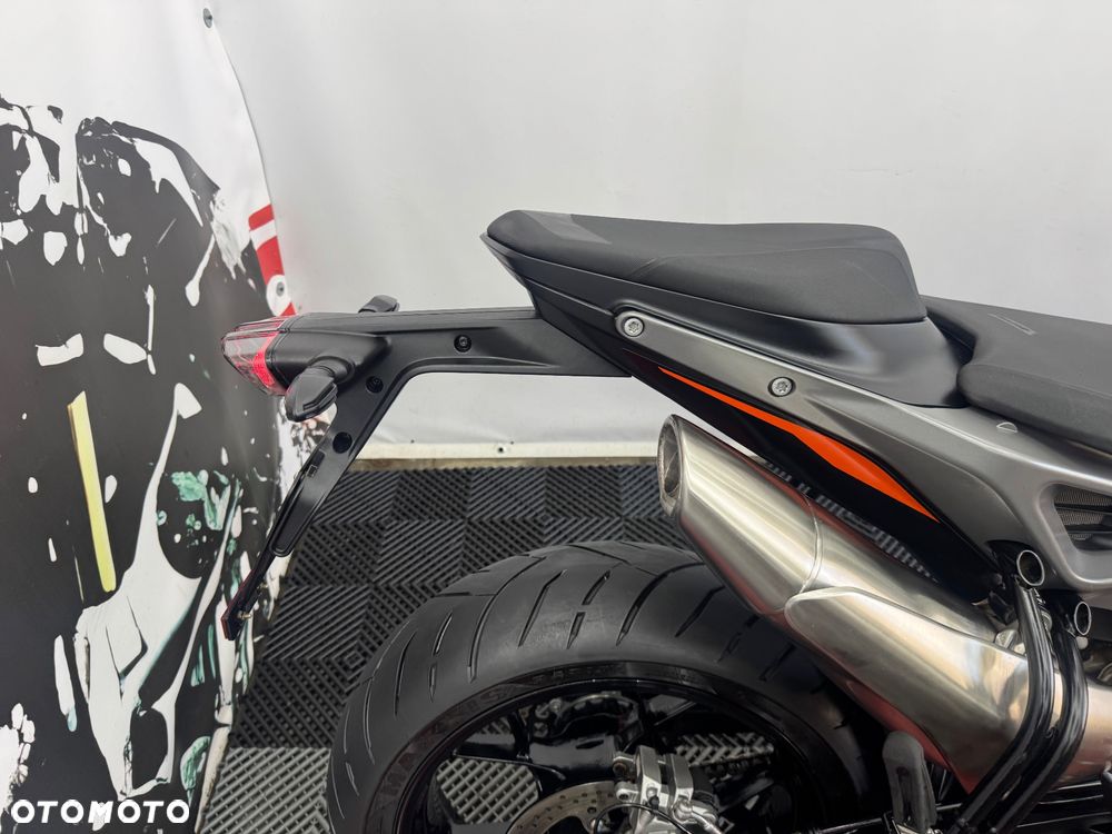 KTM Duke - 29