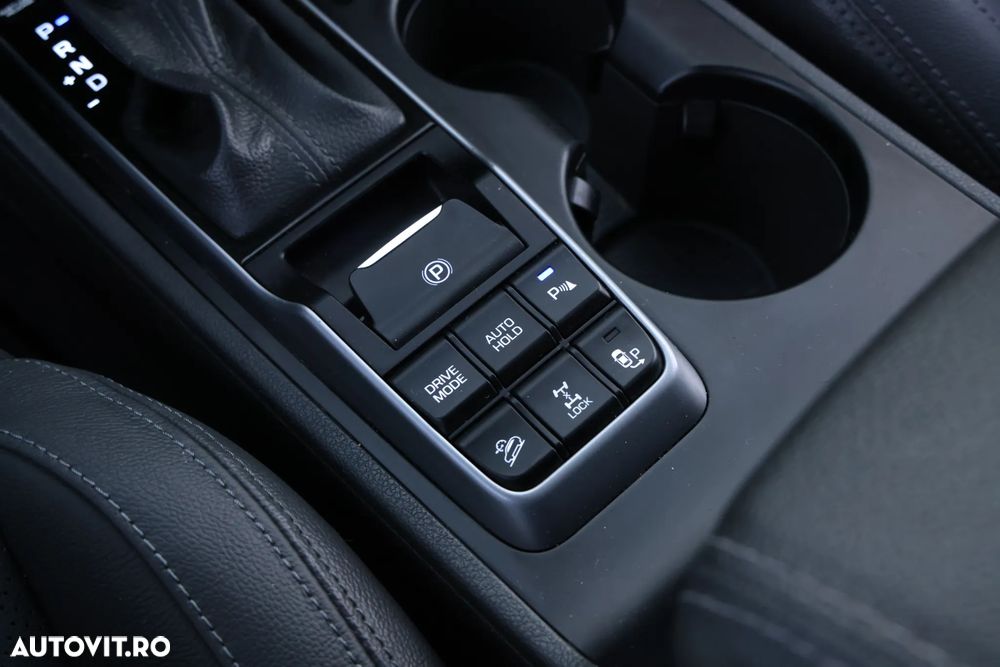 Hyundai Tucson 2.0 CRDI 4WD Automatik Style - 22