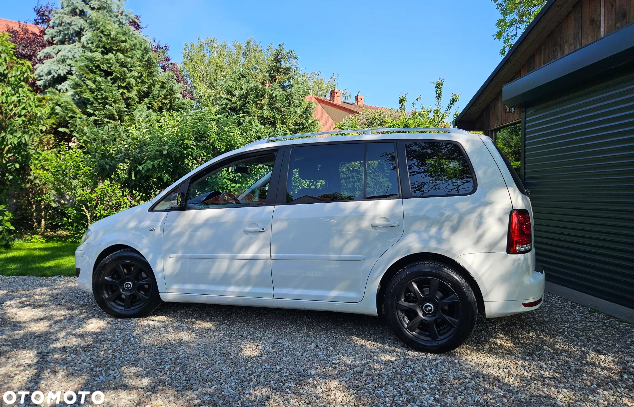 Volkswagen Touran 2.0 TDI DPF R-Line Edition - 8