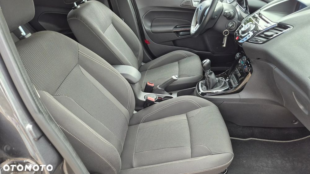 Ford Fiesta 1.0 EcoBoost STart-Stop Titanium - 20