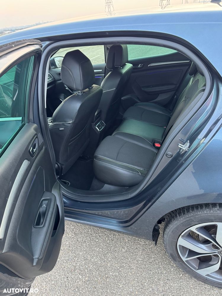 Renault Megane ENERGY dCi 110 Start & Stop Bose Edition - 14