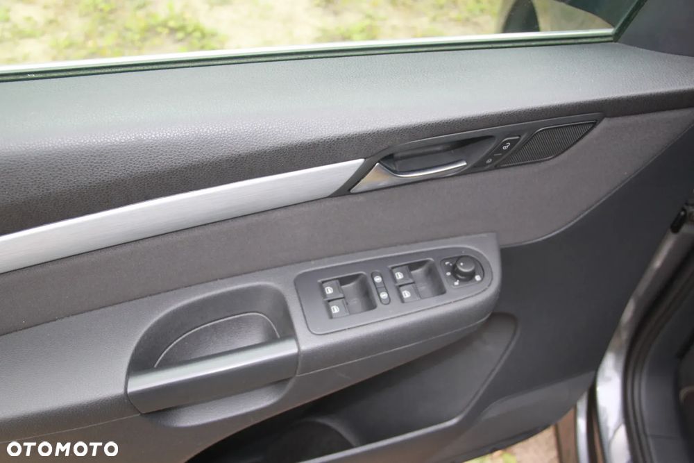 Volkswagen Sharan 2.0 TDI DSG BlueMotion Technology Cup - 20