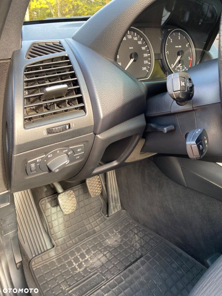 BMW Seria 1 116d DPF - 8