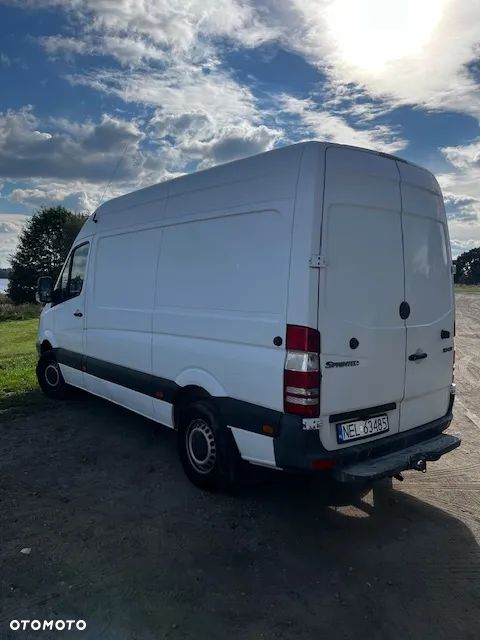 Mercedes-Benz Sprinter - 12