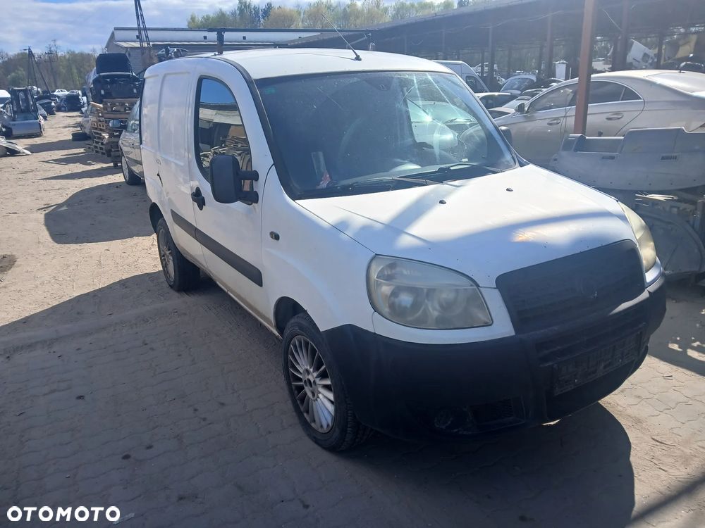 fiat doblo I lift 249 maska zderzak lampa grill błotnik drzwi zbiornik paliwa szyba lusterko klamka - 2