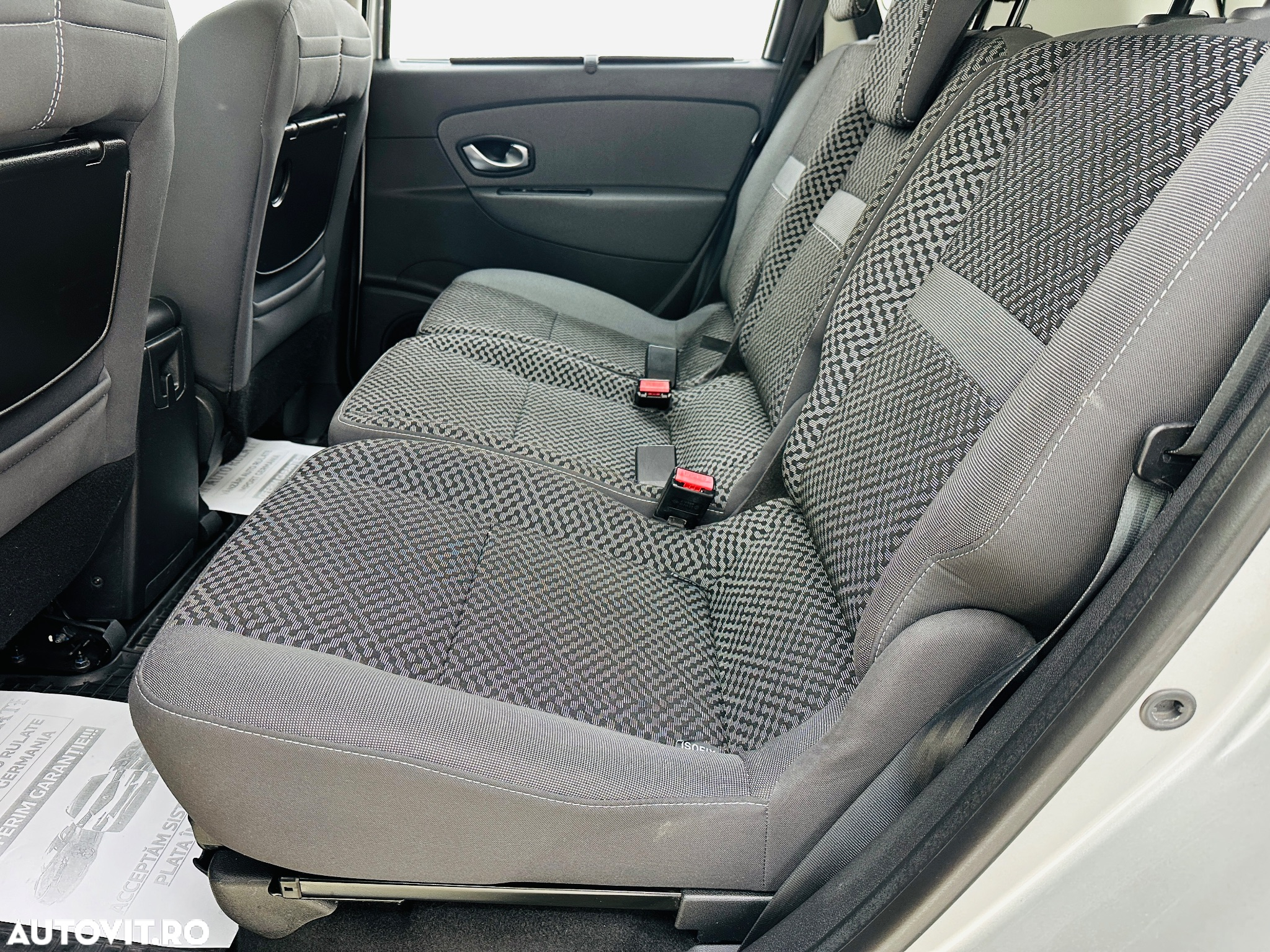 Renault Scenic - 7