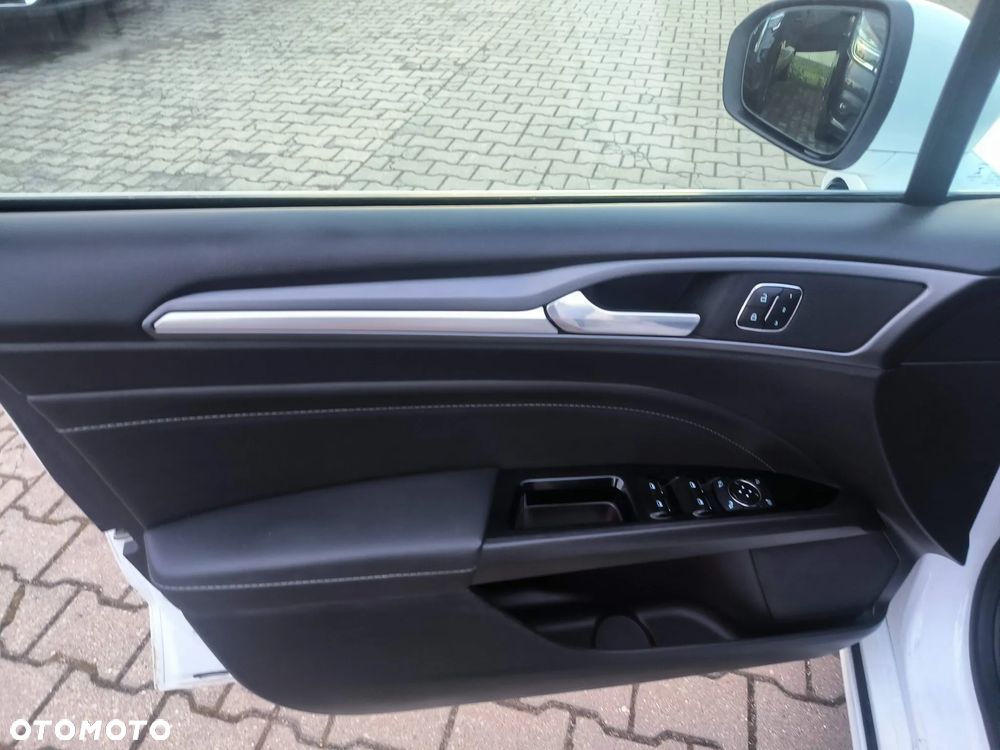 Ford Mondeo 2.0 TDCi STart-Stopp ECOnetic Titanium - 30