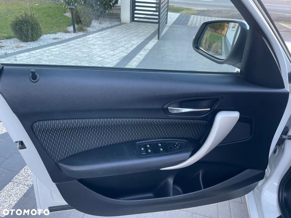 BMW Seria 1 118d Urban Line - 8