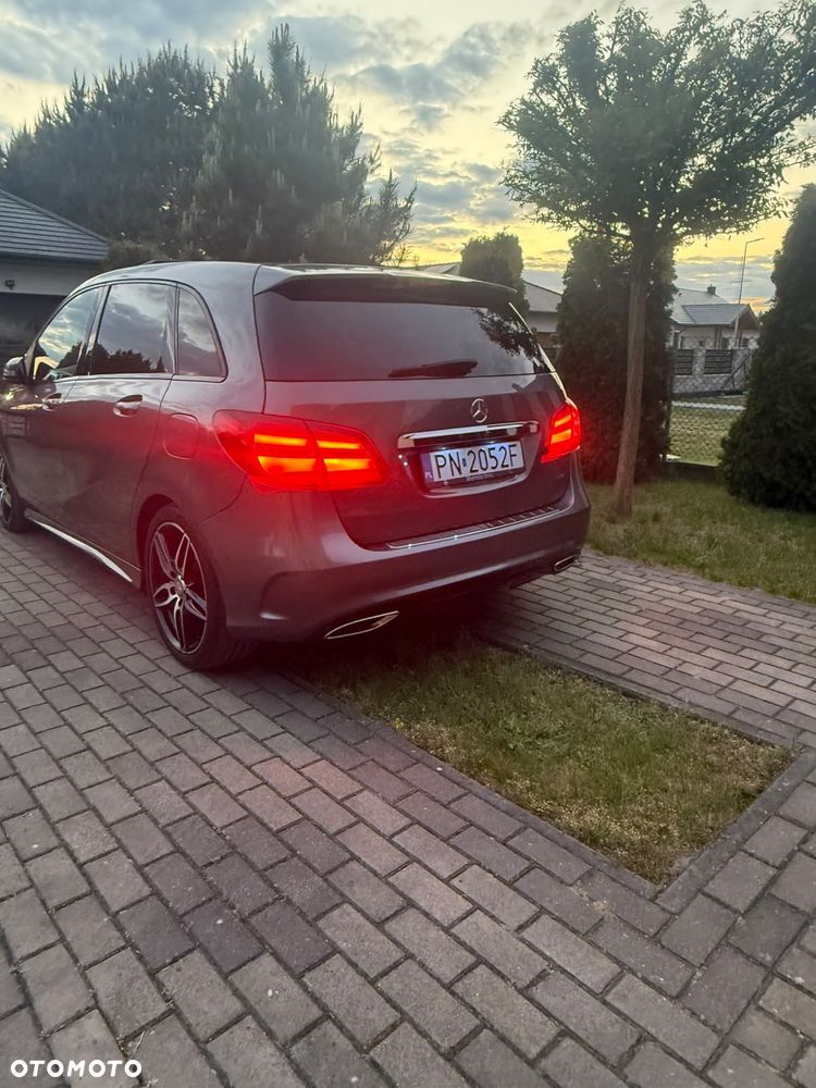 Mercedes-Benz Klasa B 180 (CDI) d 7G-DCT AMG Line - 9