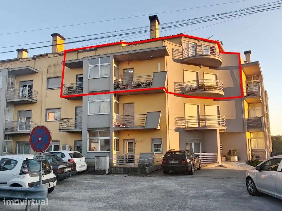 Apartamento T4 Duplex com garagem em Tondela