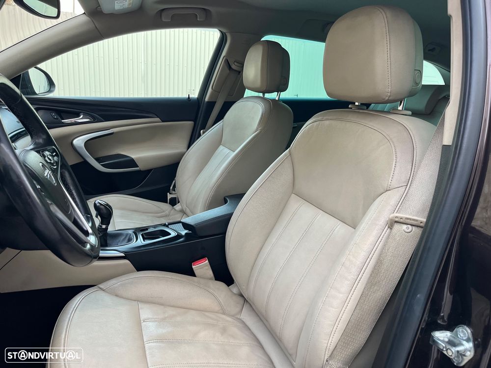 Opel Insignia Sports Tourer 2.0 CDTi Executive S/S - 23