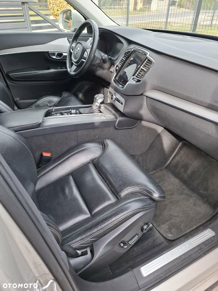 Volvo XC 90 D5 AWD Inscription - 8