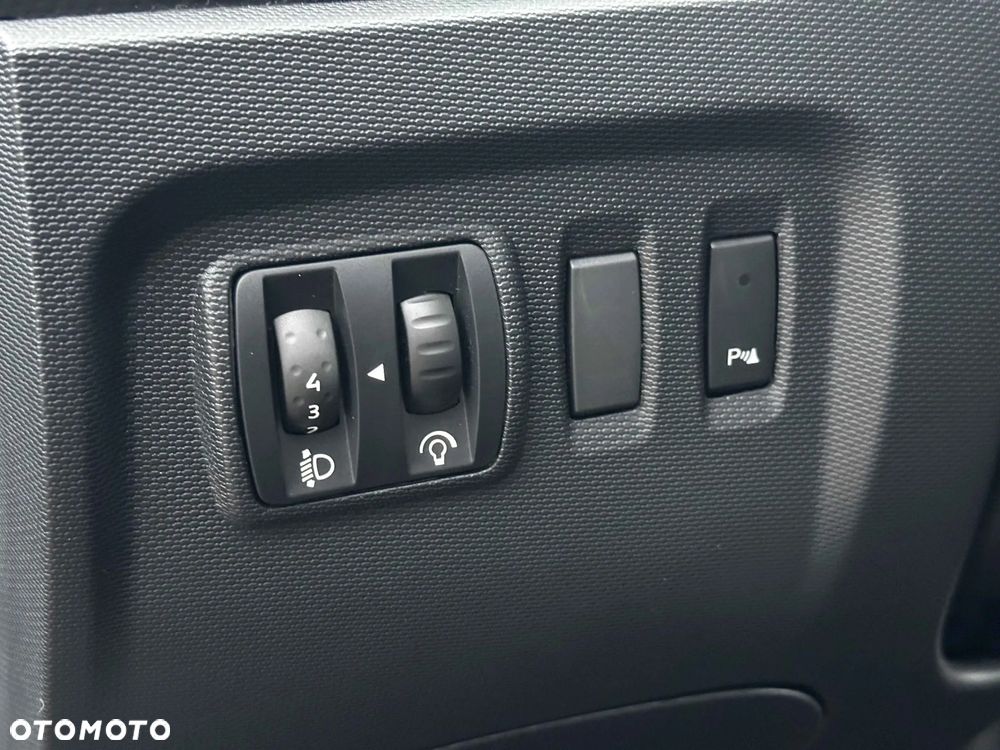 Renault Captur 1.2 TCe Intens EDC - 23