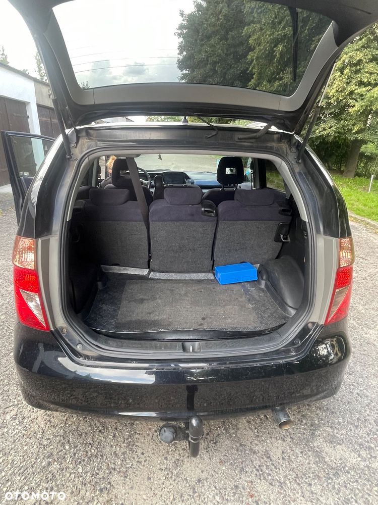 Honda FR-V - 13