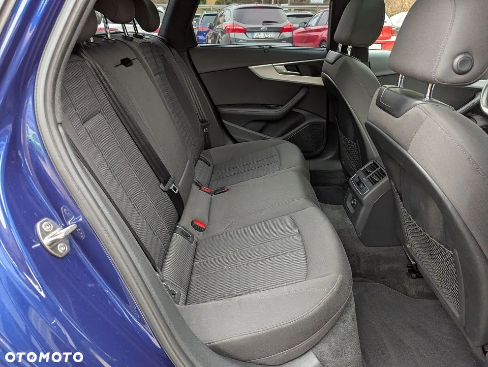 Audi A4 Avant 2.0 TDI S tronic design - 31