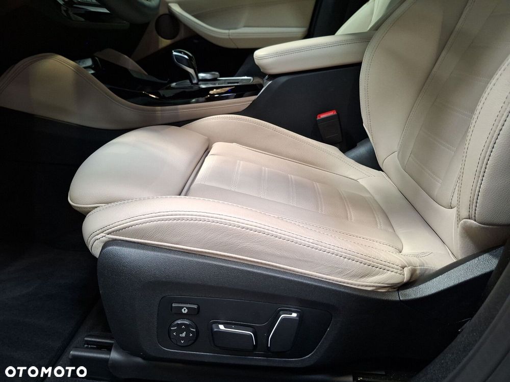 BMW X4 - 12