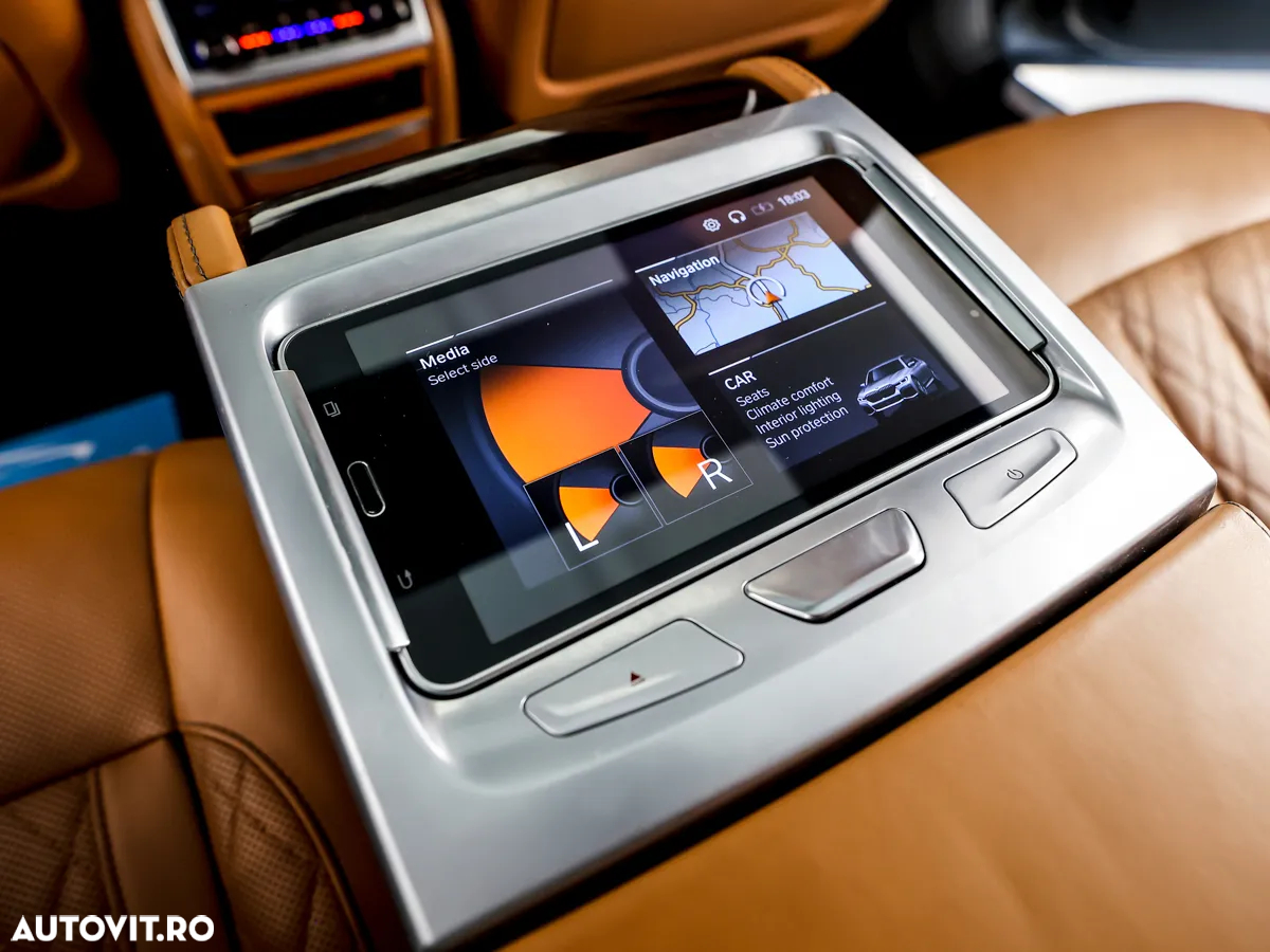BMW Seria 7 750Li xDrive - 19