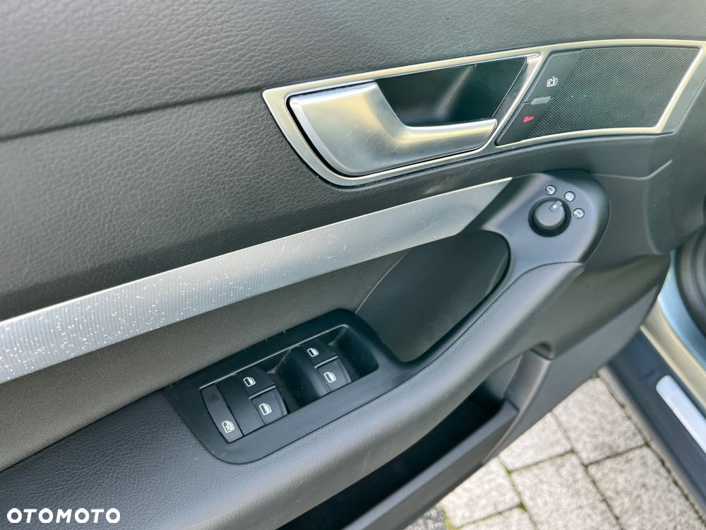 Audi A6 Allroad - 16