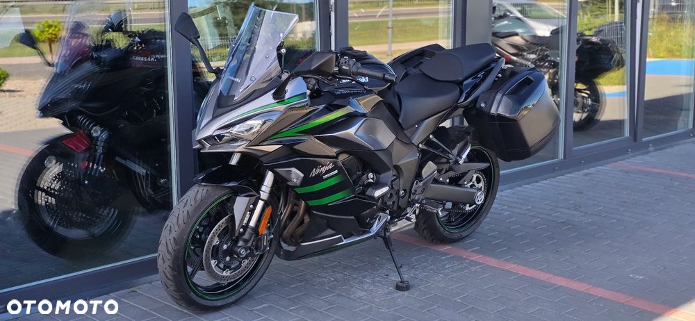 Kawasaki Ninja 1000 SX - 26