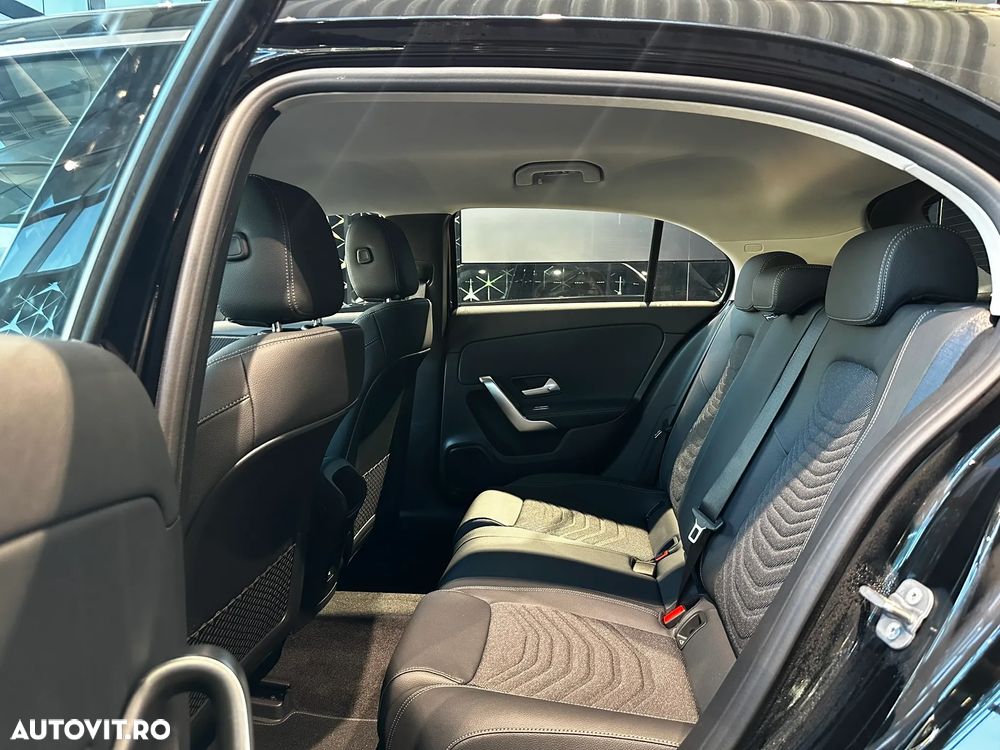 Mercedes-Benz A 180 MHEV 7G-DCT Sedan - 9