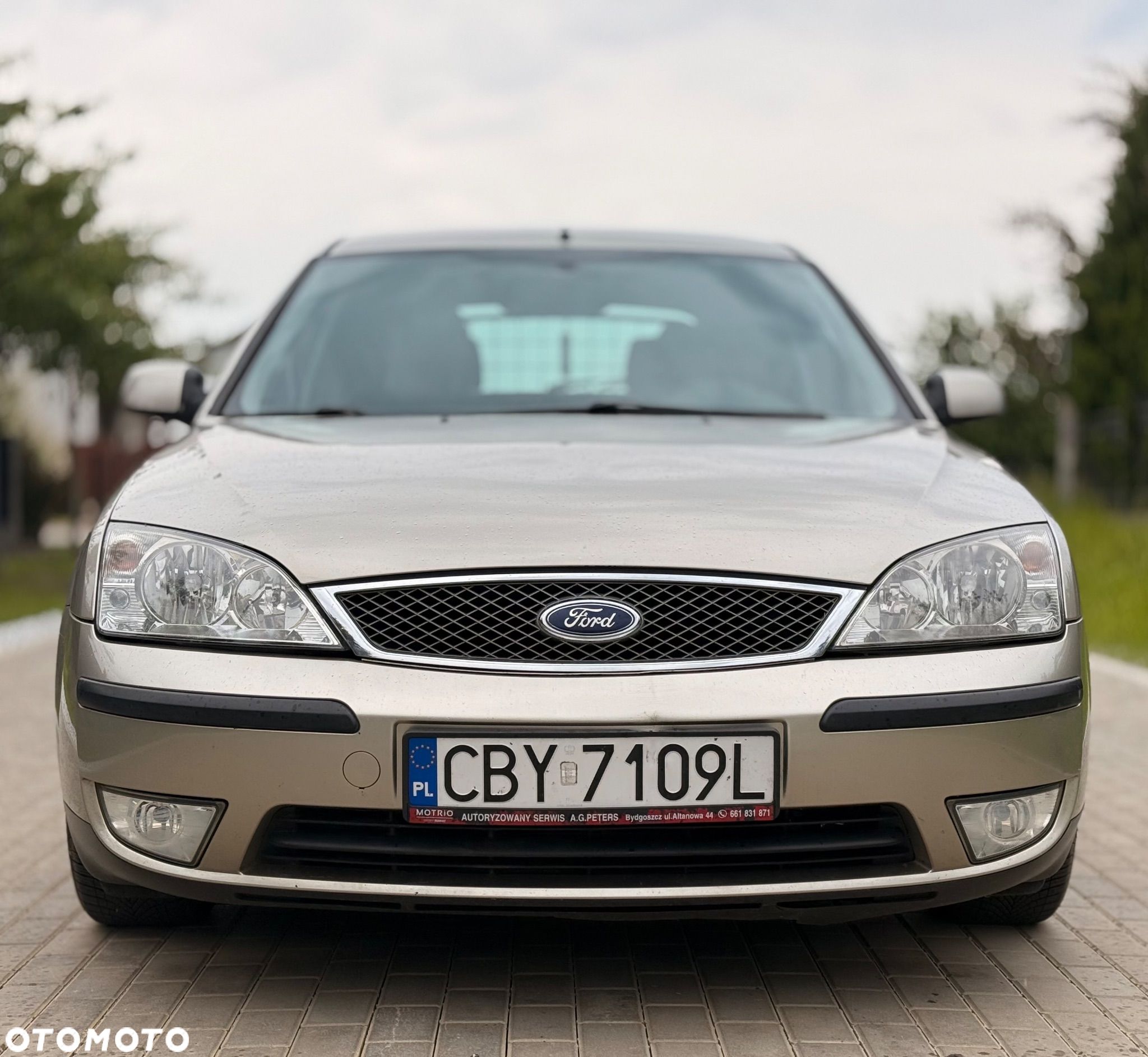 Ford Mondeo 1.8 Ambiente - 1
