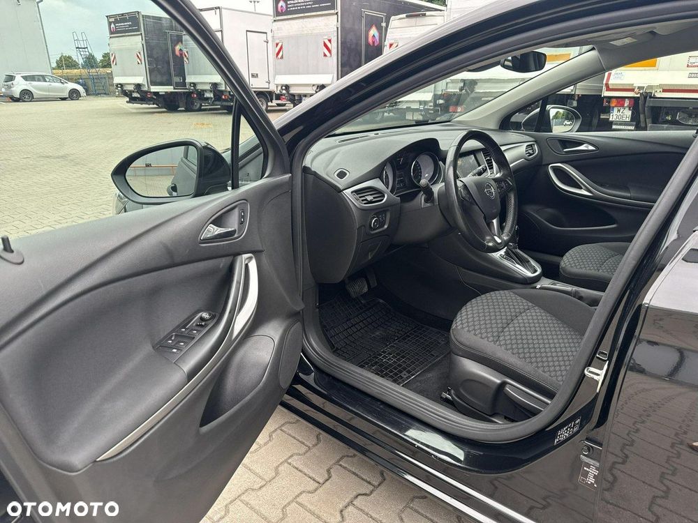 Opel Astra V 1.4 T Edition S&S - 10