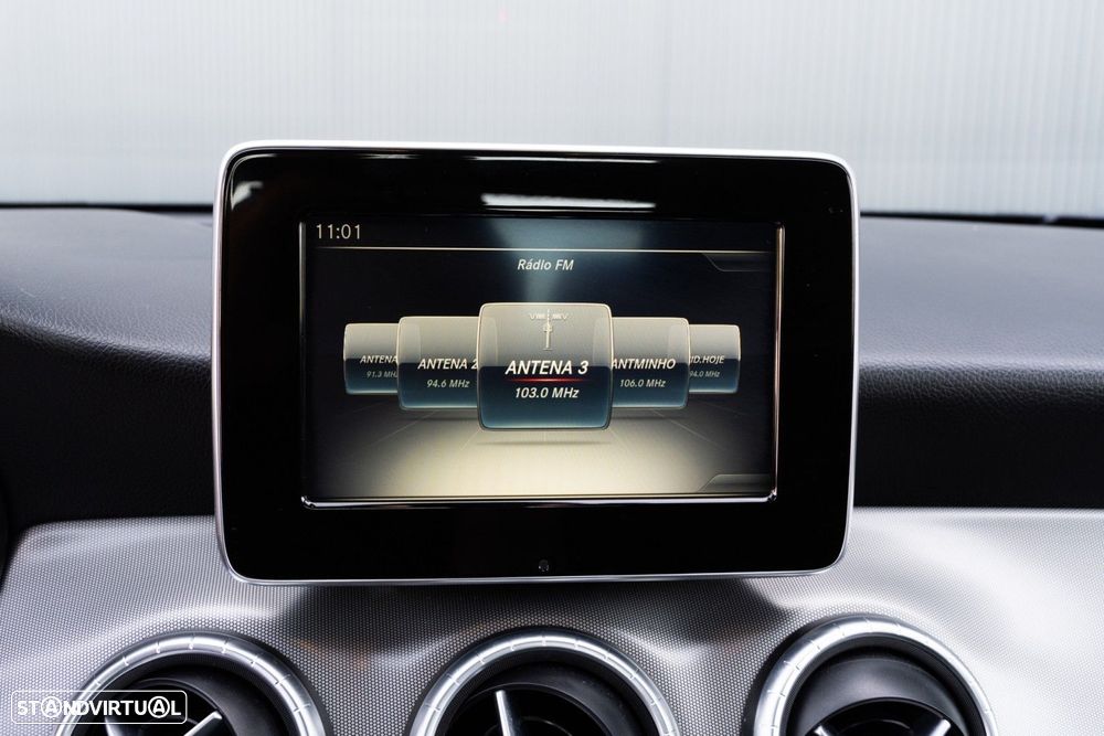 Mercedes-Benz CLA 180 d AMG Line - 20