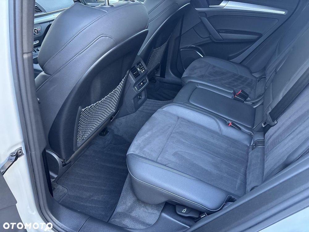 Audi Q5 Sportback - 31