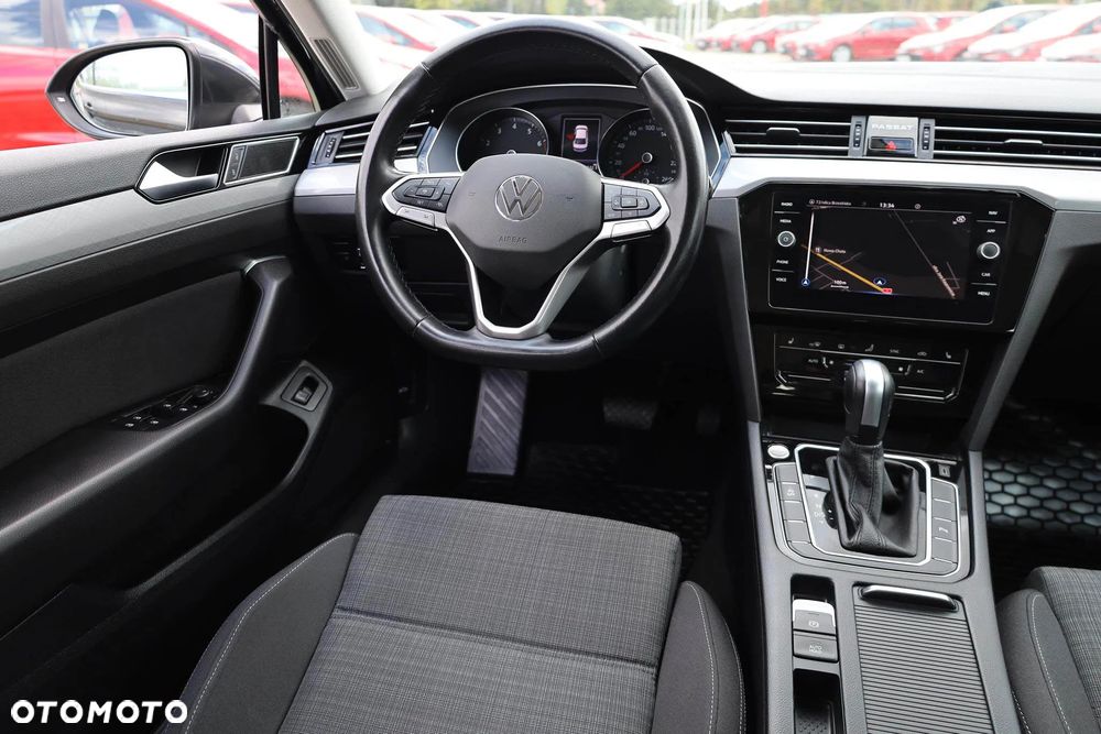 Volkswagen Passat 2.0 TSI Business DSG - 37