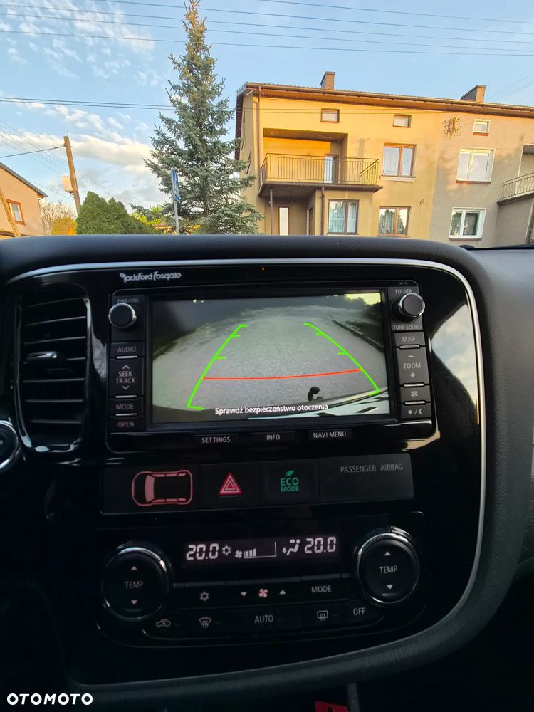Mitsubishi Outlander - 36