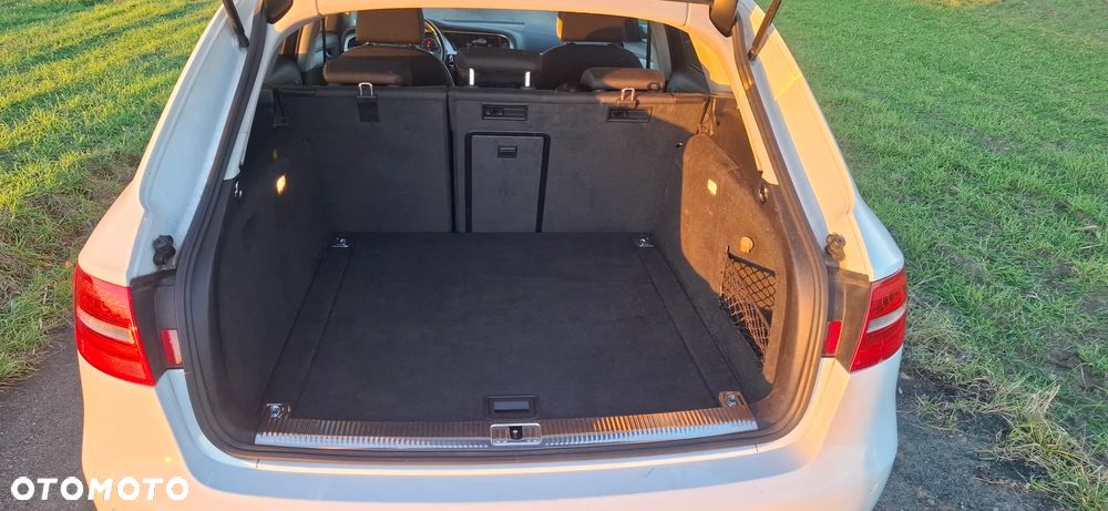 Audi A4 Avant 2.0 TDI Quattro - 22