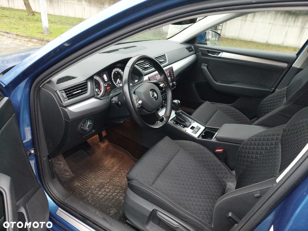 Skoda Superb 2.0 TDI Ambition DSG7 - 5