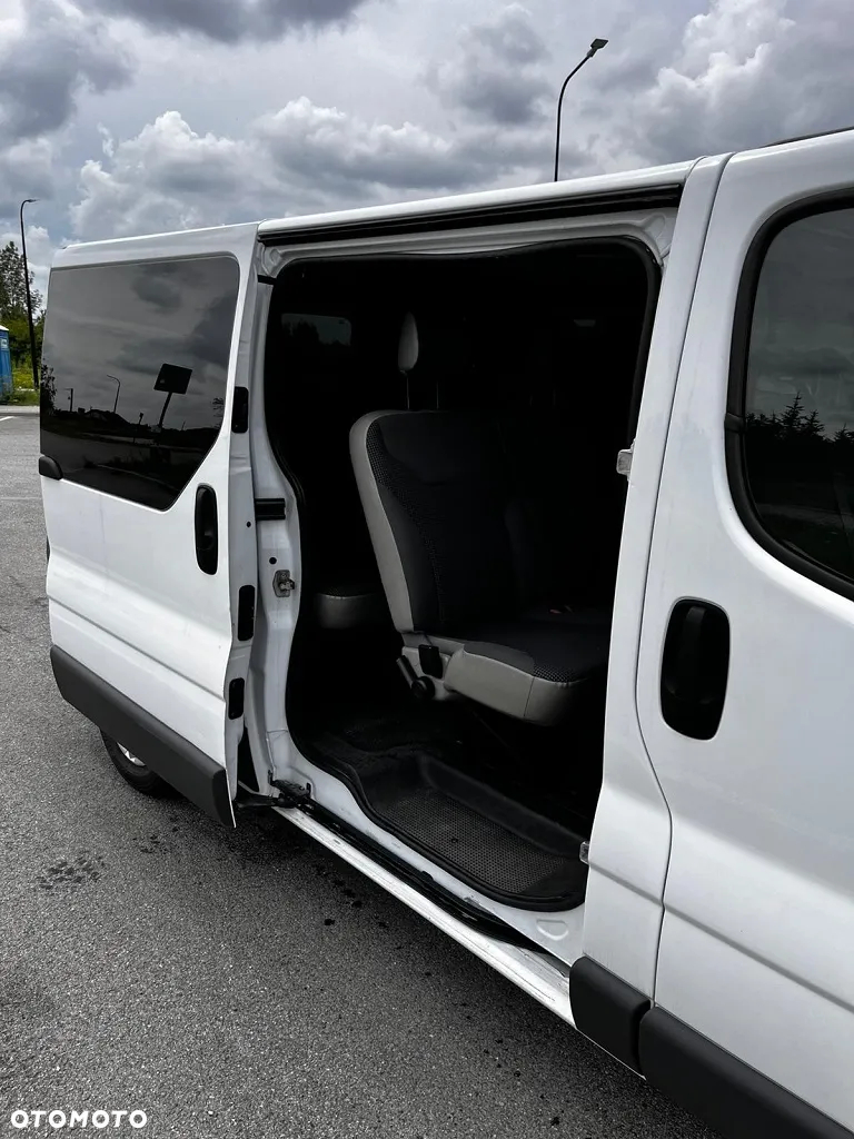 Opel Vivaro L2H1 2.9t - 7