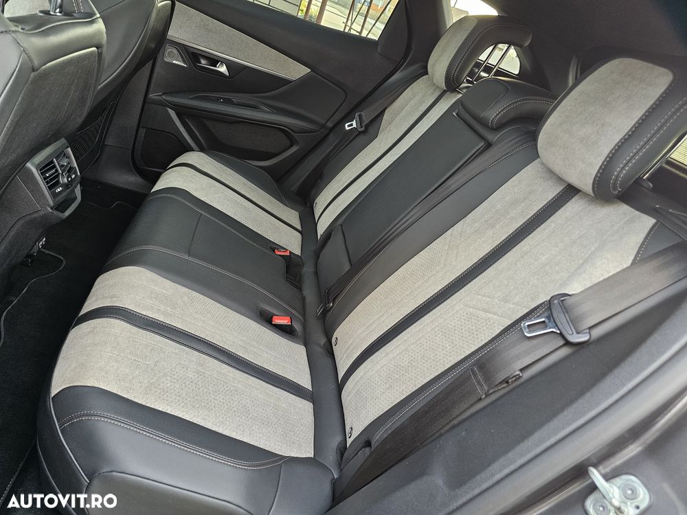 Peugeot 3008 PHEV 300 EAT8 4X4 GT - 10